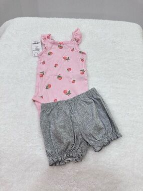 Carter’s Infant Outfit